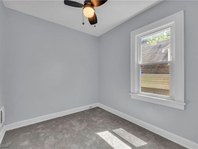 2153 W 106th Street , Cleveland, OH 44102 Photo 9