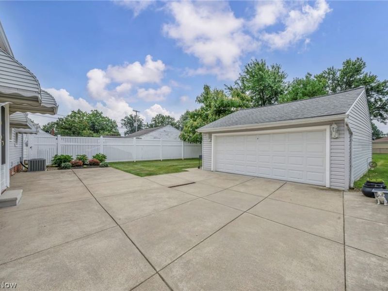 710 Bayridge Boulevard, Willowick, OH 44095 Photo 35