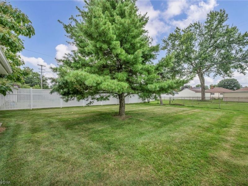 710 Bayridge Boulevard, Willowick, OH 44095 Photo 39