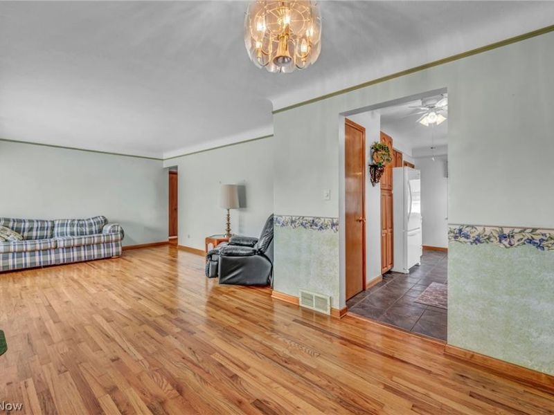 710 Bayridge Boulevard, Willowick, OH 44095 Photo 5