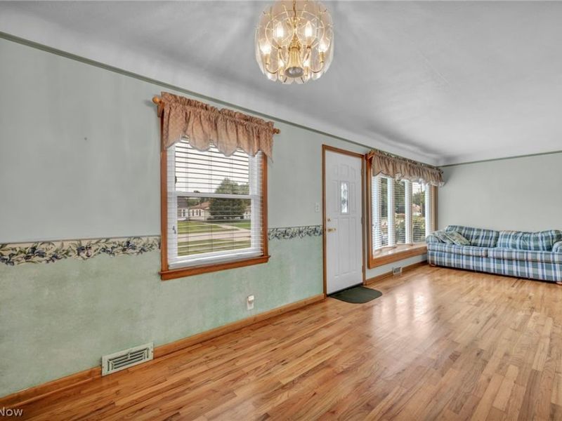 710 Bayridge Boulevard, Willowick, OH 44095 Photo 7