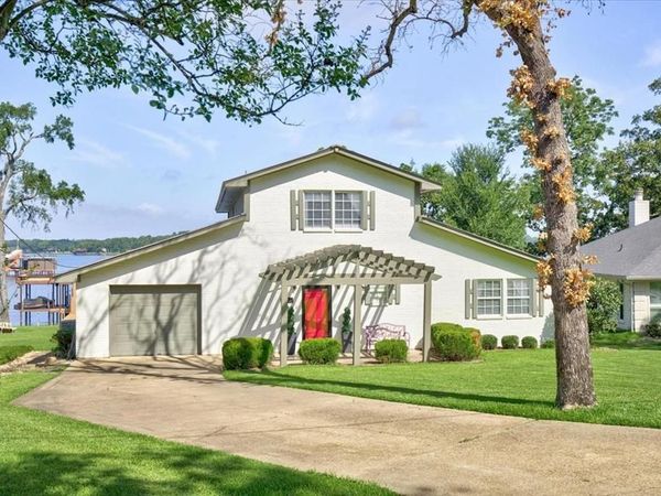 5402 Point LaVista , Malakoff, TX 75148