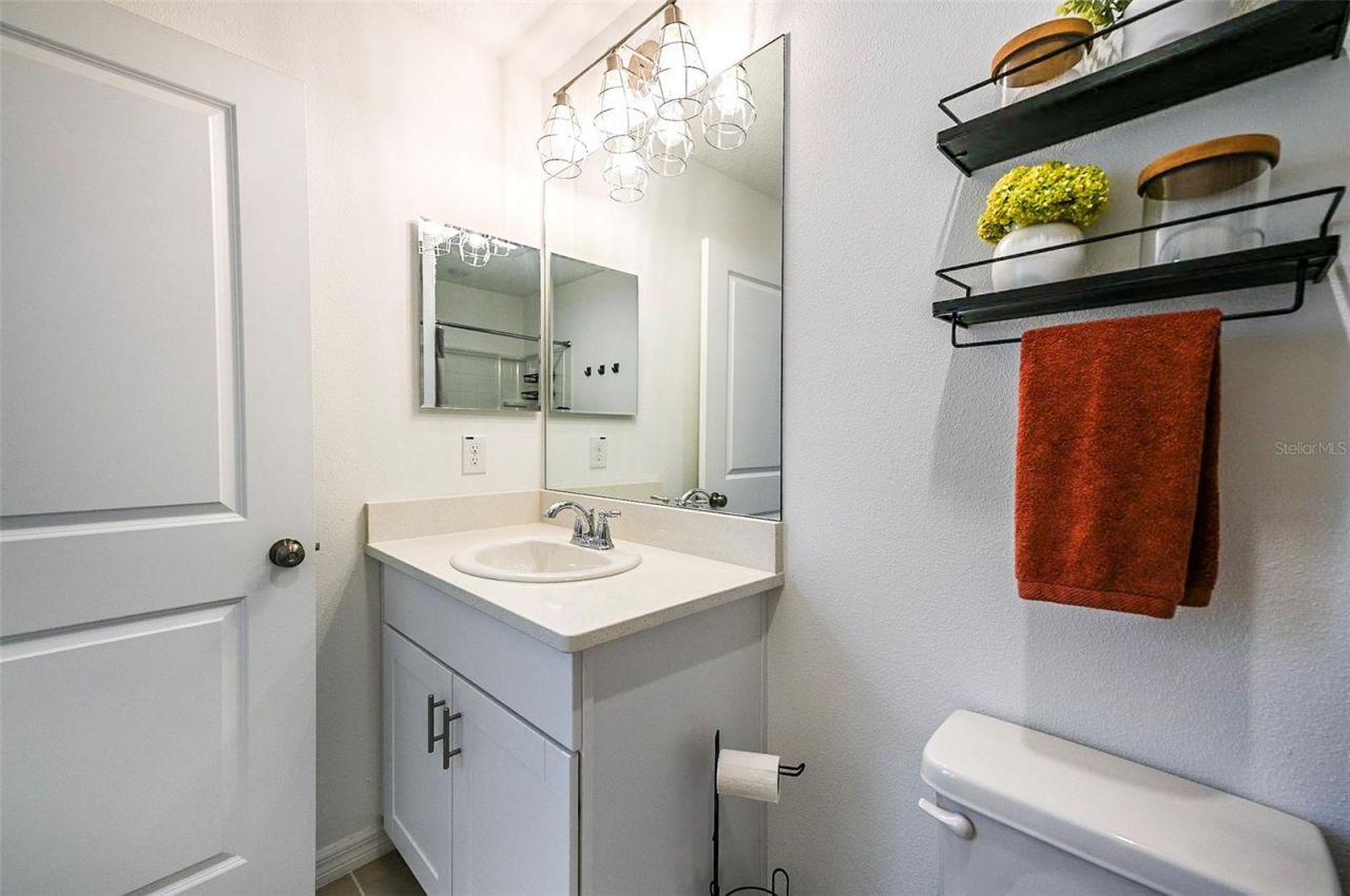 6130 Fairmont Lane , Palmetto, FL 34221 Photo