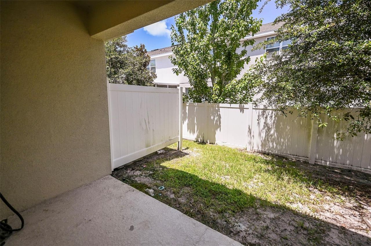 6130 Fairmont Lane , Palmetto, FL 34221 Photo