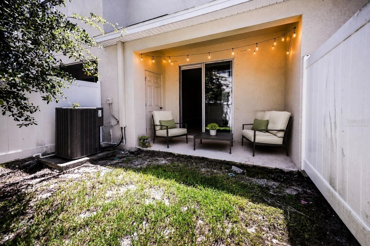 6130 Fairmont Lane , Palmetto, FL 34221 Photo