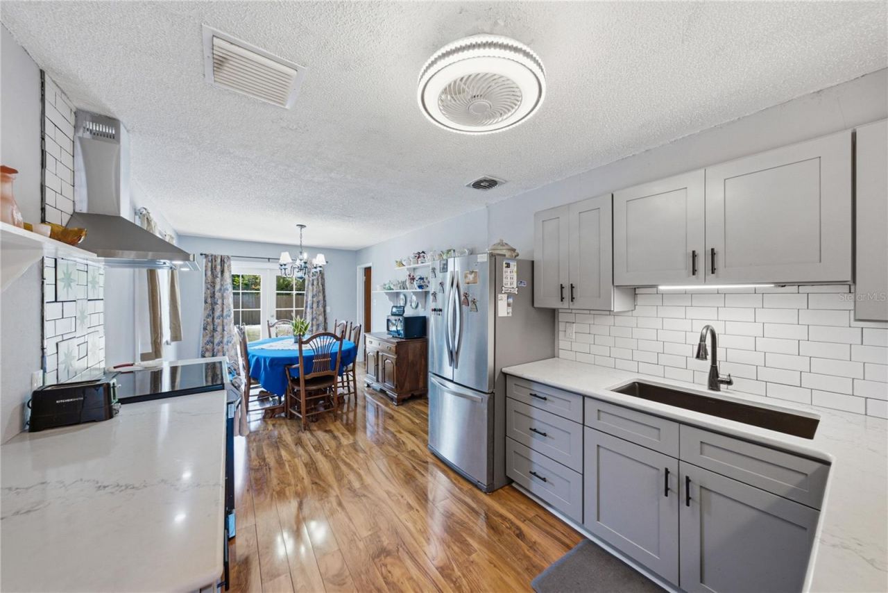 5326 6th Avenue S, Saint Petersburg, FL 33707 Photo