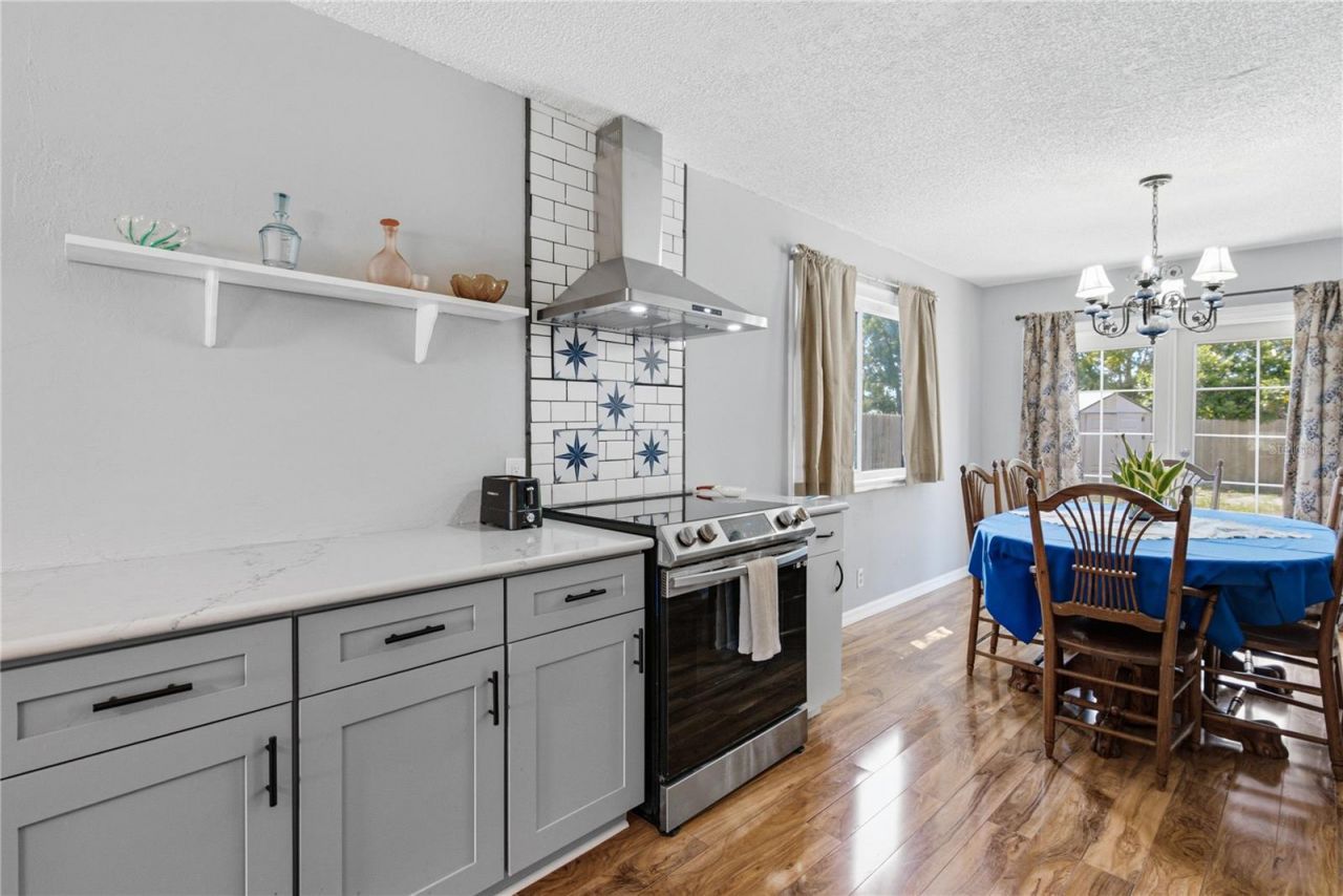 5326 6th Avenue S, Saint Petersburg, FL 33707 Photo