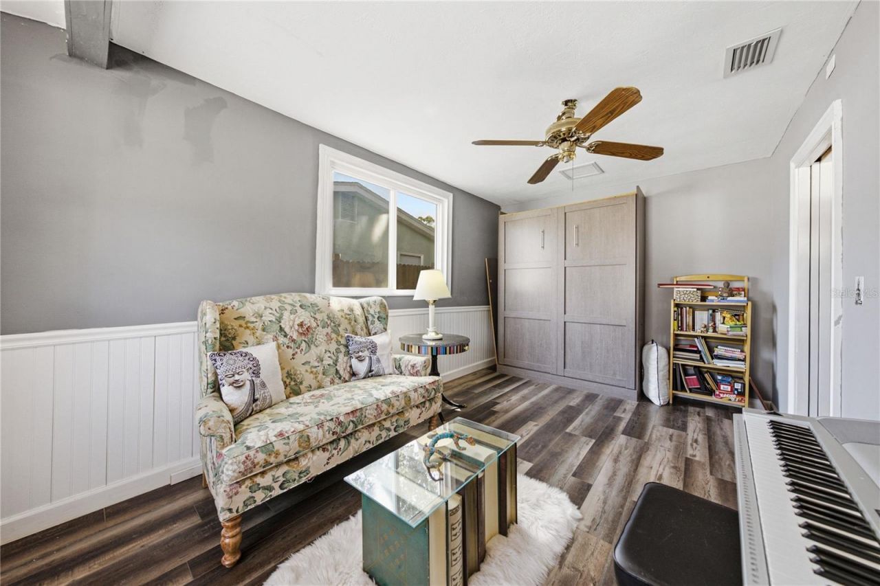 5326 6th Avenue S, Saint Petersburg, FL 33707 Photo
