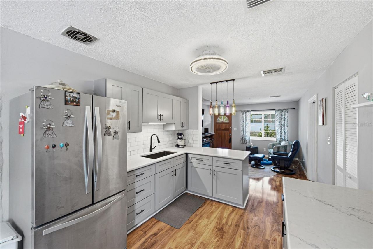 5326 6th Avenue S, Saint Petersburg, FL 33707 Photo