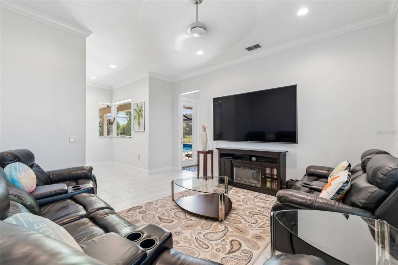 8552 Branding Iron Trail, Plant City, FL 33565 Photo