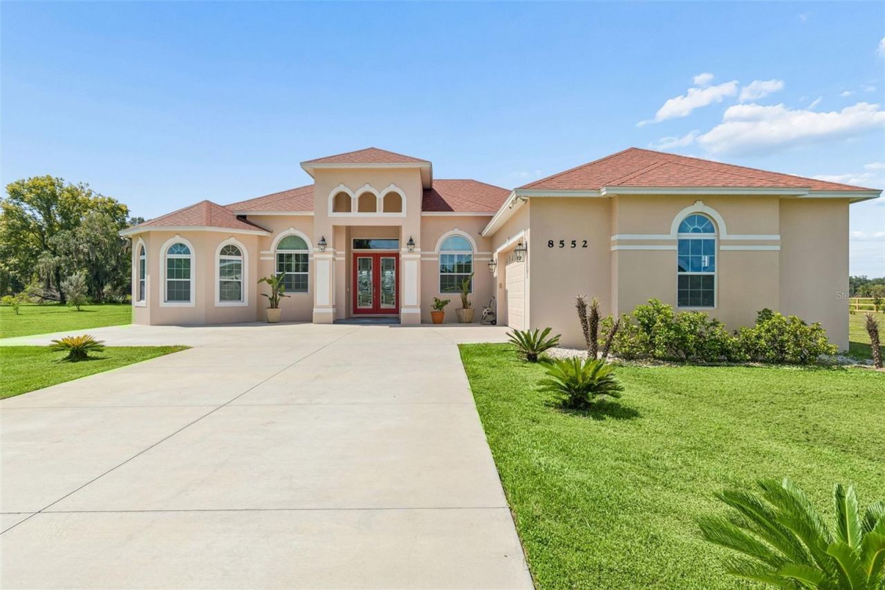 8552 Branding Iron Trail, Plant City, FL 33565 Photo