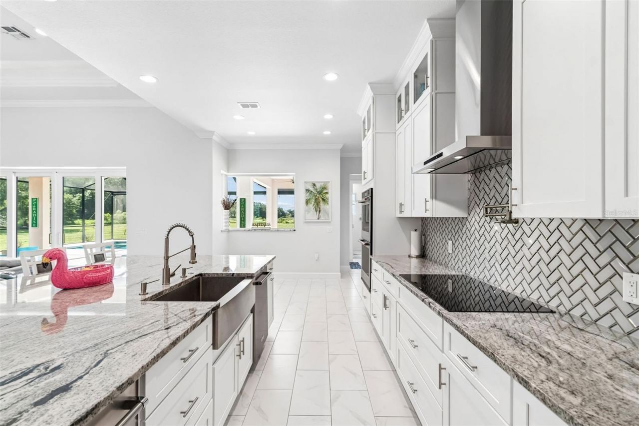 8552 Branding Iron Trail, Plant City, FL 33565 Photo