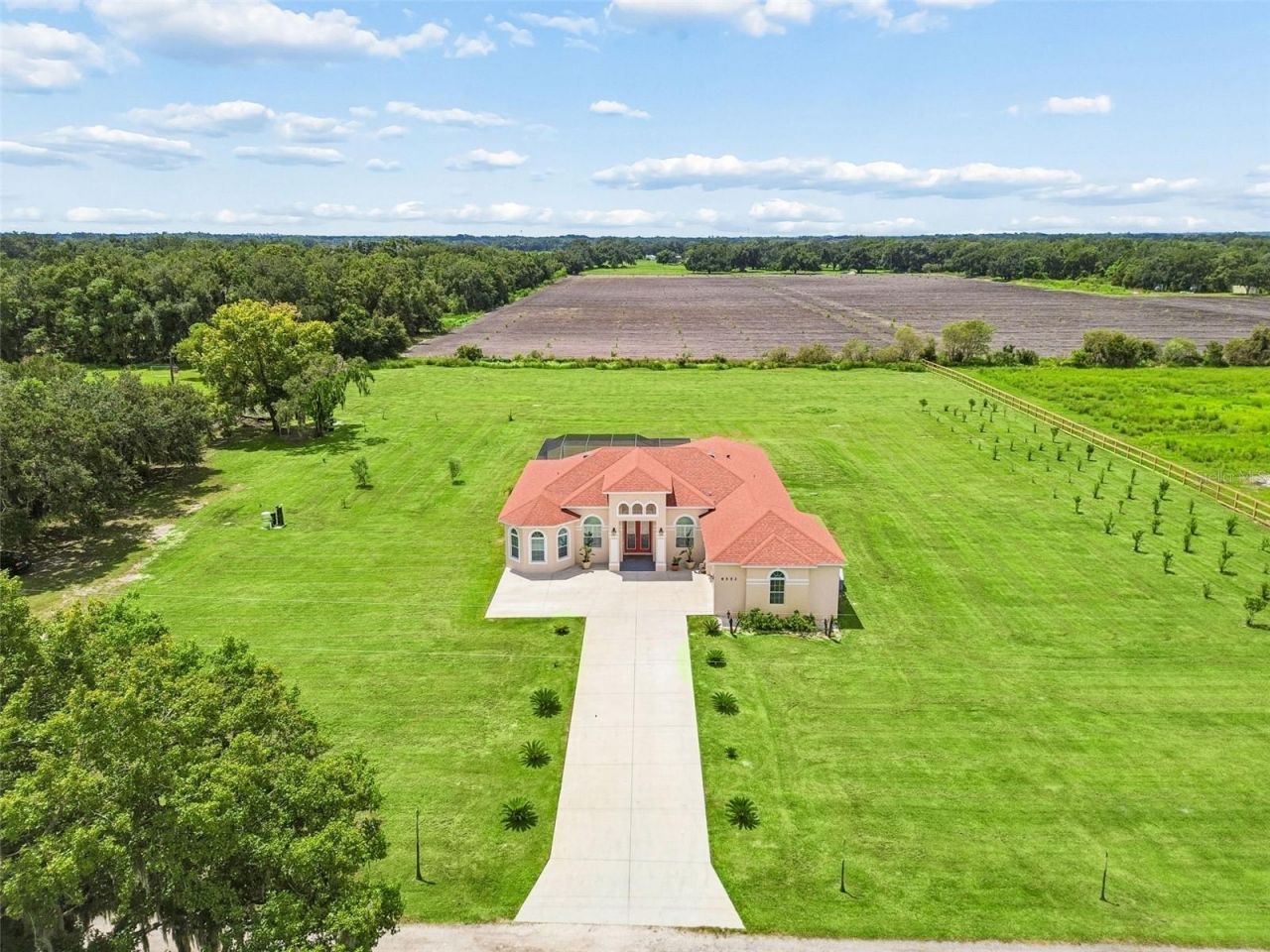 8552 Branding Iron Trail, Plant City, FL 33565 Photo