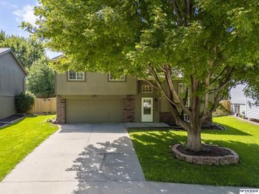 14669 Fowler Avenue, Omaha, NE 68116