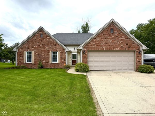 122 Sunrise Lane, Lizton, IN 46149