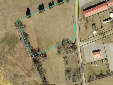4565 State Highway 76 , Russell Springs, KY 42642
