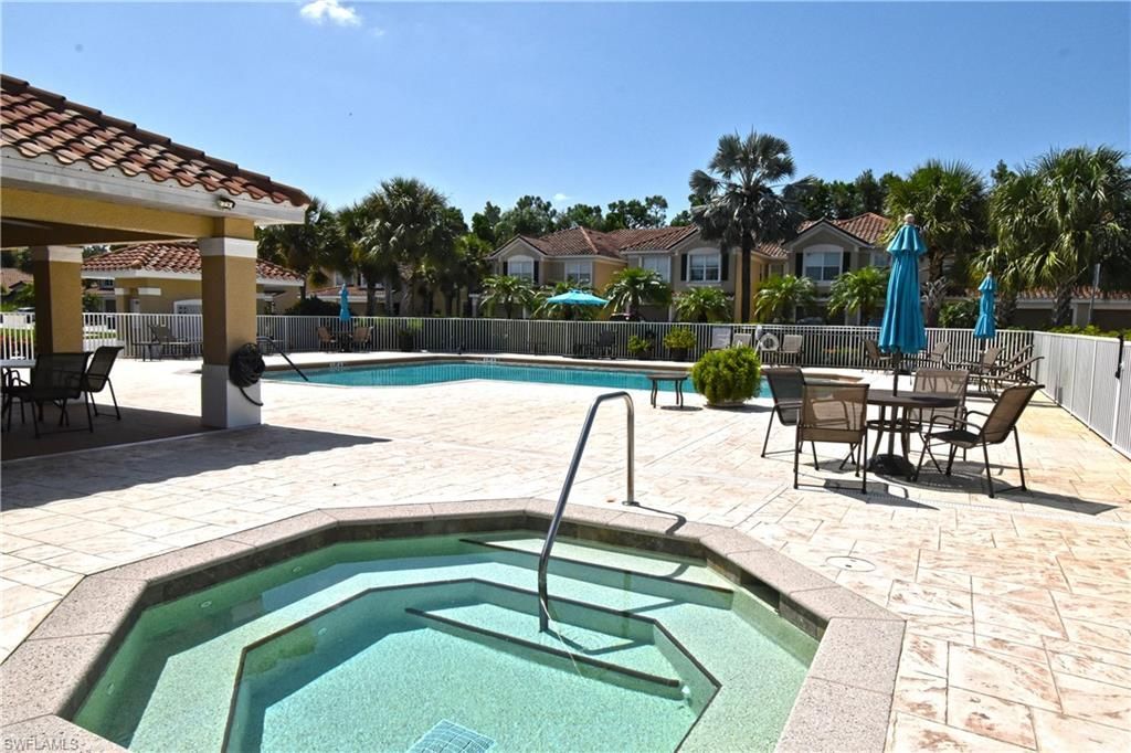 9060 Triangle Palm Ln, Unit 1206, Fort Myers, FL 33913 Photo