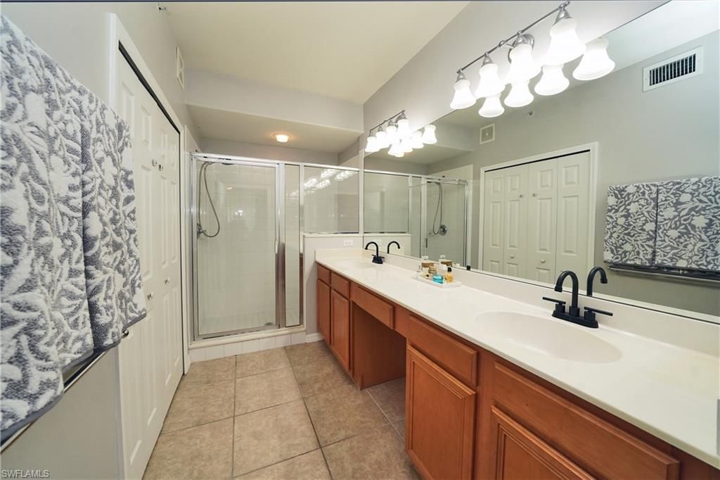 9060 Triangle Palm Ln, Unit 1206, Fort Myers, FL 33913 Photo