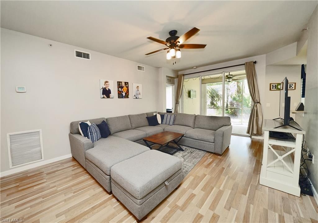 9060 Triangle Palm Ln, Unit 1206, Fort Myers, FL 33913 Photo