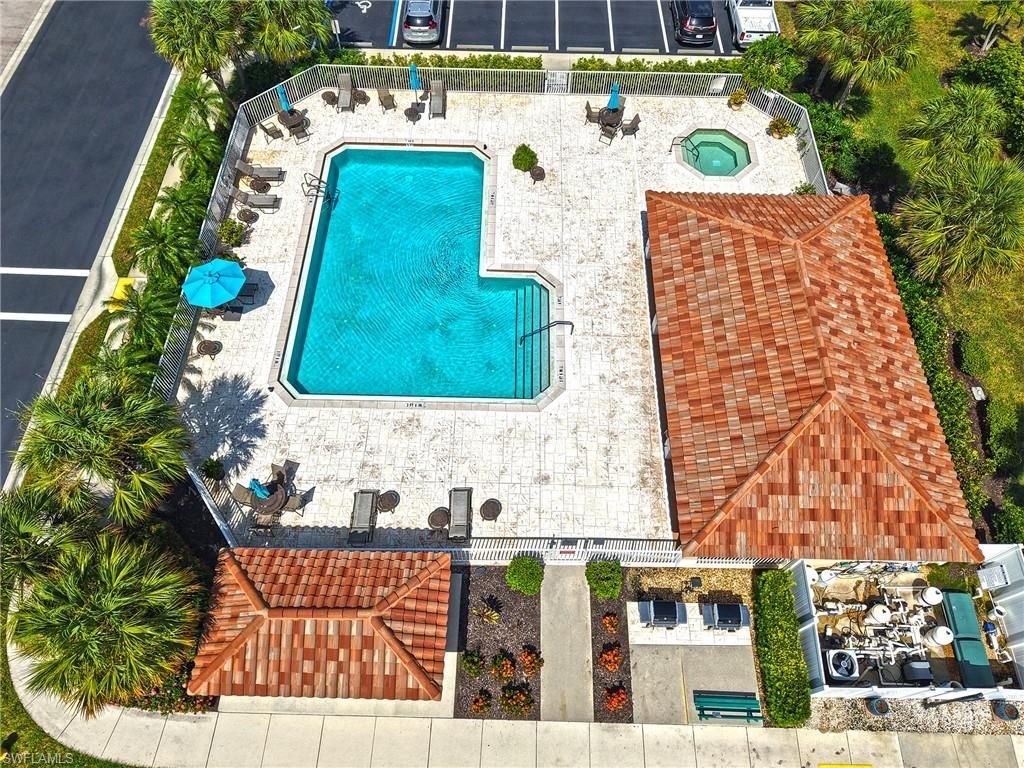 9060 Triangle Palm Ln, Unit 1206, Fort Myers, FL 33913 Photo
