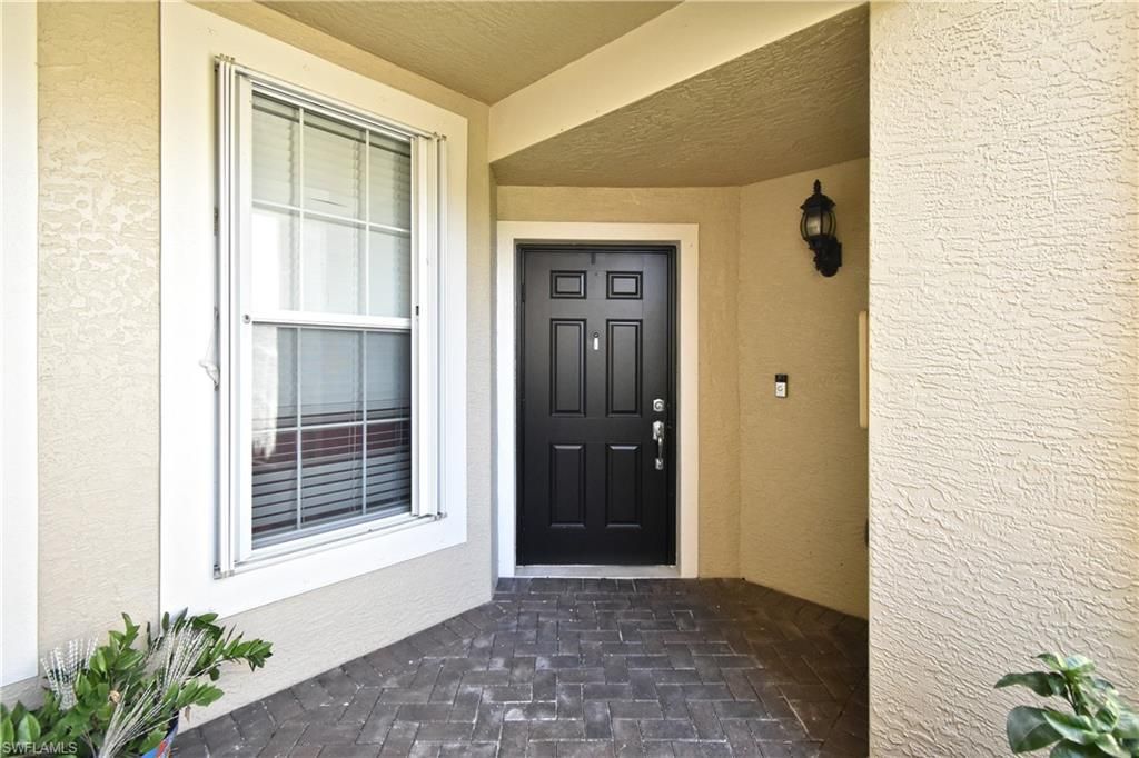 9060 Triangle Palm Ln, Unit 1206, Fort Myers, FL 33913 Photo
