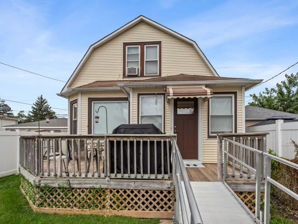 3872 N Ottawa Avenue , Chicago, IL 60634