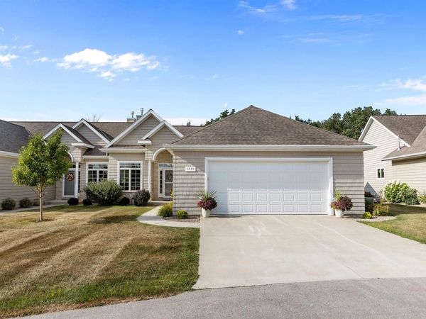 1739 REMINGTON RIDGE WAY, De Pere, WI 54115