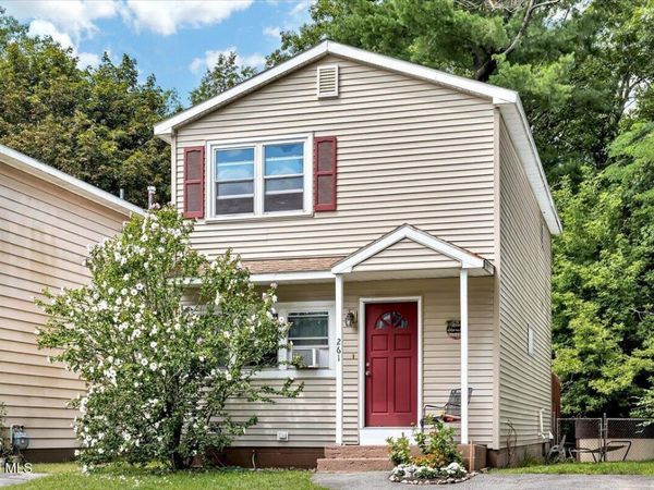 261 Donald Avenue, Schenectady, NY 12304