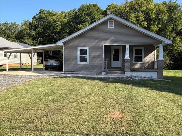 427 W Whitley Street , Norwood, NC 28128