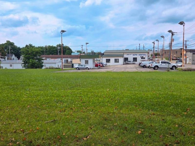 216 S Broadway Street, Blanchester, OH 45107 Photo 2