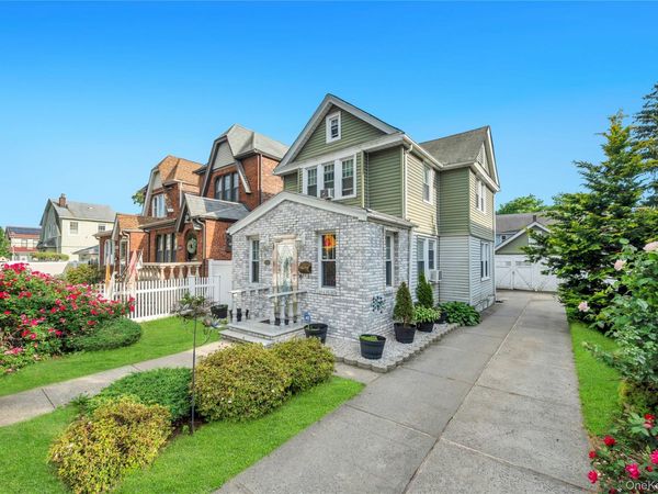 220-16 107th Avenue , Queens Village, NY 11429