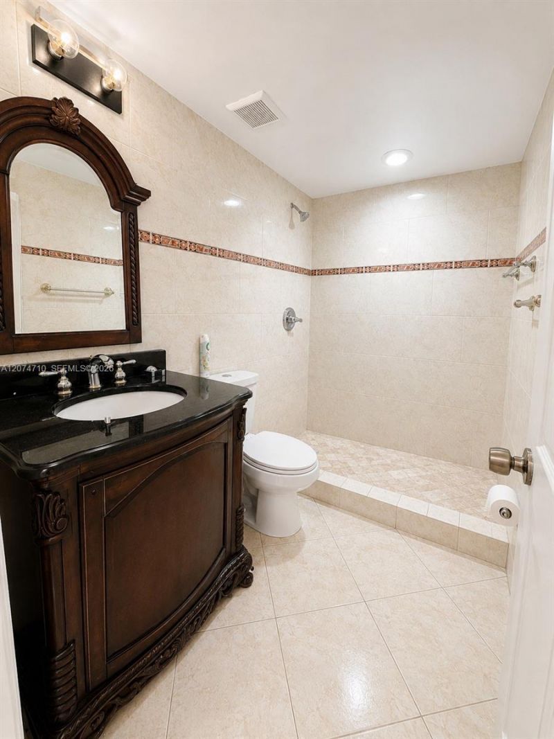 15342 SW 72nd St , Unit 17-14, Miami, FL 33193 Photo