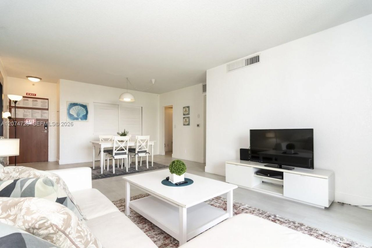 3901 S Ocean Dr , Unit 6T, Hollywood, FL 33019 Photo