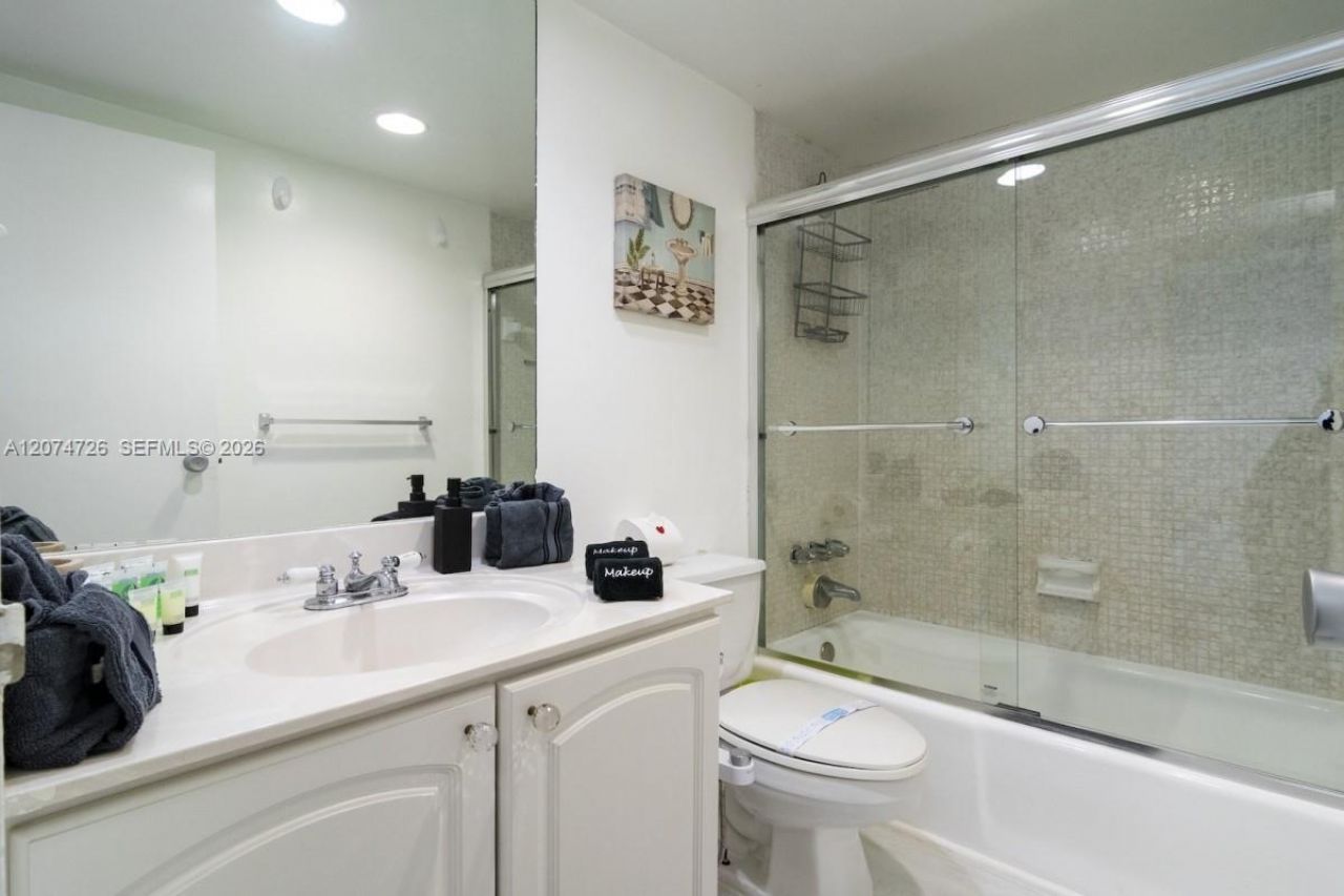 3901 S Ocean Dr , Unit 6T, Hollywood, FL 33019 Photo