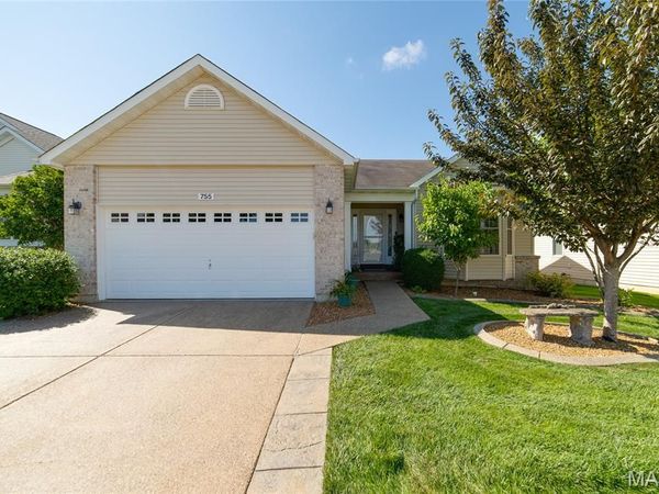 755 Ostrich Drive, Lake St Louis, MO 63367