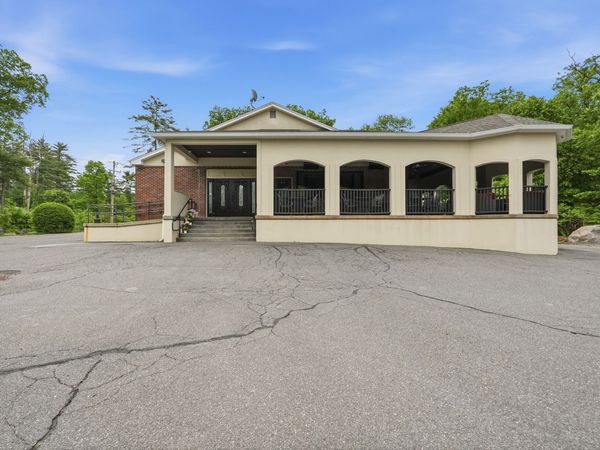 1426-1428 Center St, Ludlow, MA 01056