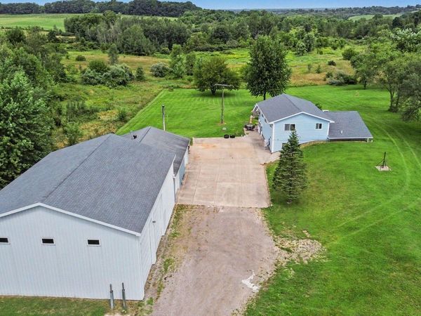 6793 Carmody Road, Coloma, MI 49038