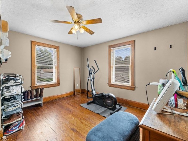 1392 Indianola Avenue, Akron, OH 44305 Photo 18