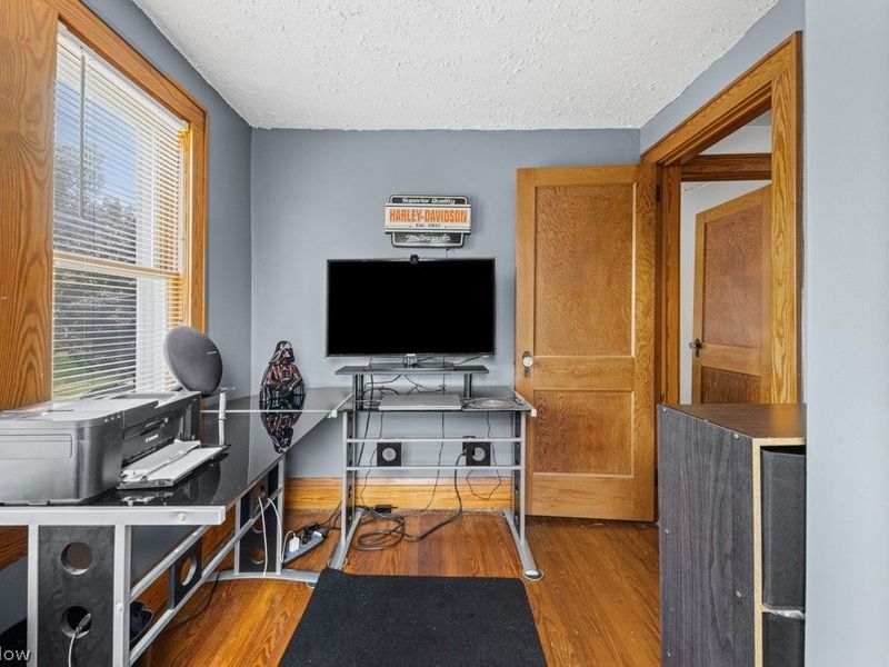 1392 Indianola Avenue, Akron, OH 44305 Photo 22