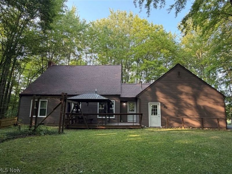 7342 Hubbard Bedford Road, Hubbard, OH 44425 Photo 4