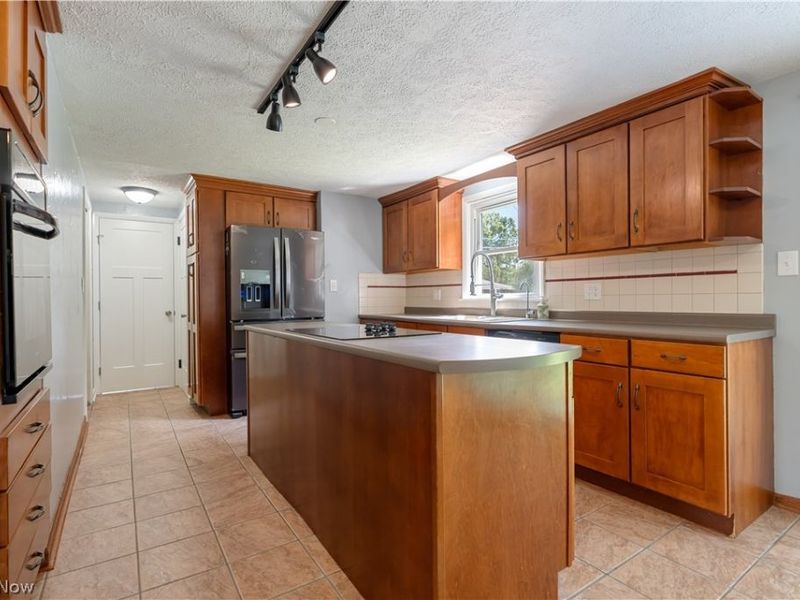 7946 Parkford Street NW, Massillon, OH 44646 Photo 23