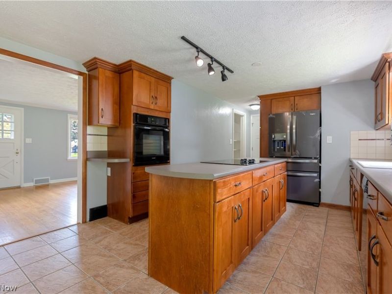 7946 Parkford Street NW, Massillon, OH 44646 Photo 24