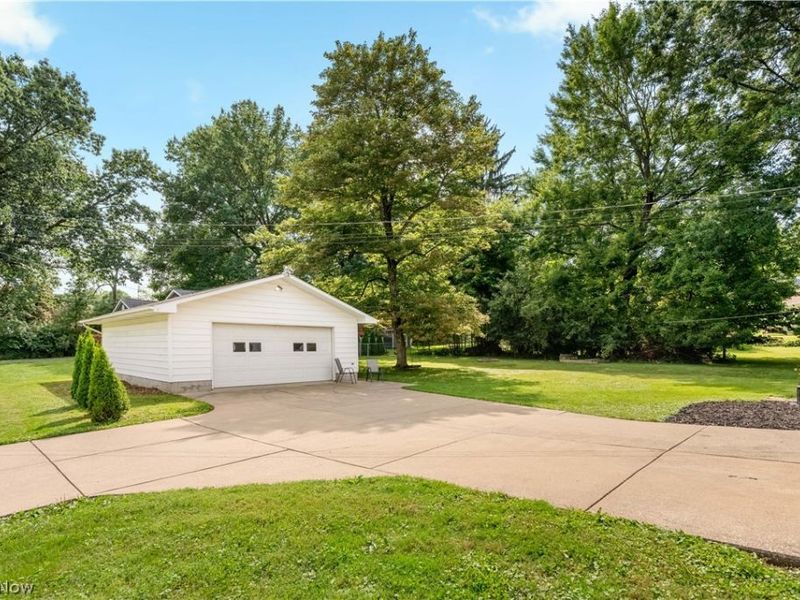 7946 Parkford Street NW, Massillon, OH 44646 Photo 4