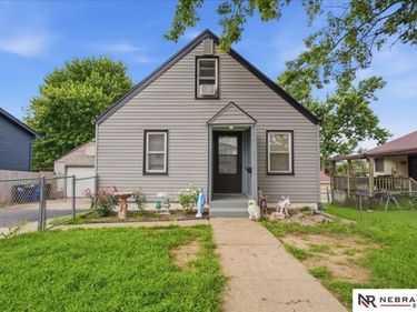 6708 S 30th Street, Omaha, NE 68107