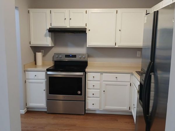 3232 Fremont Avenue N, Unit 215, Minneapolis, MN 55412