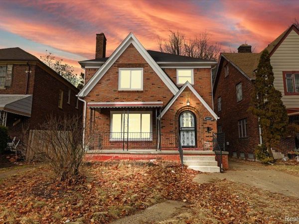 18073 Santa Barbara Drive, Detroit, Mi 48221