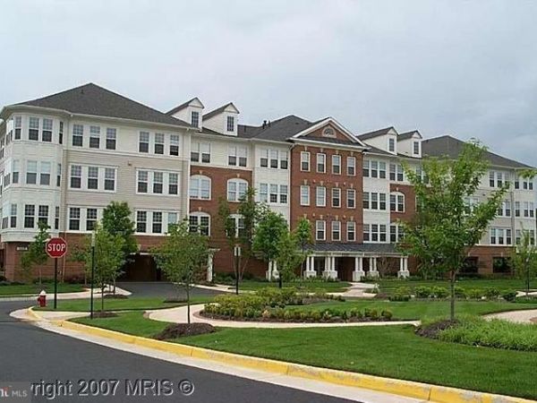 44485 CHAMBERLAIN TERRACE, Unit 303, ASHBURN, VA 20147