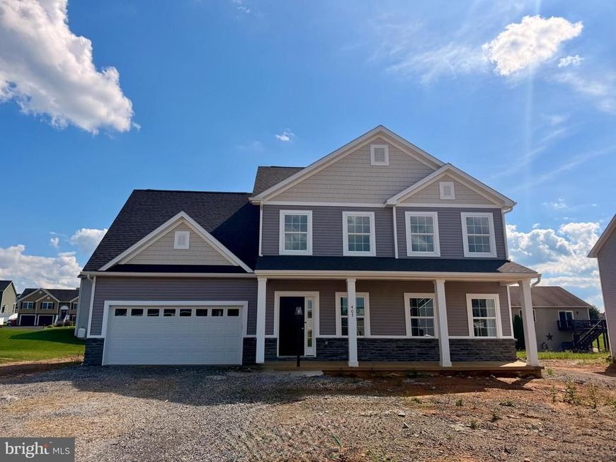 407 E. Clarissa Dr , Shippensburg, PA 17257 Main Photo