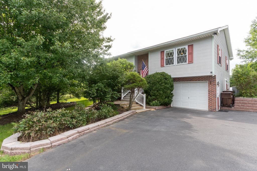 933 BOYLE ROAD, FAIRFIELD, PA 17320