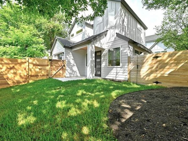 2405 E 11th ST, Unit 2, Austin, TX 78702